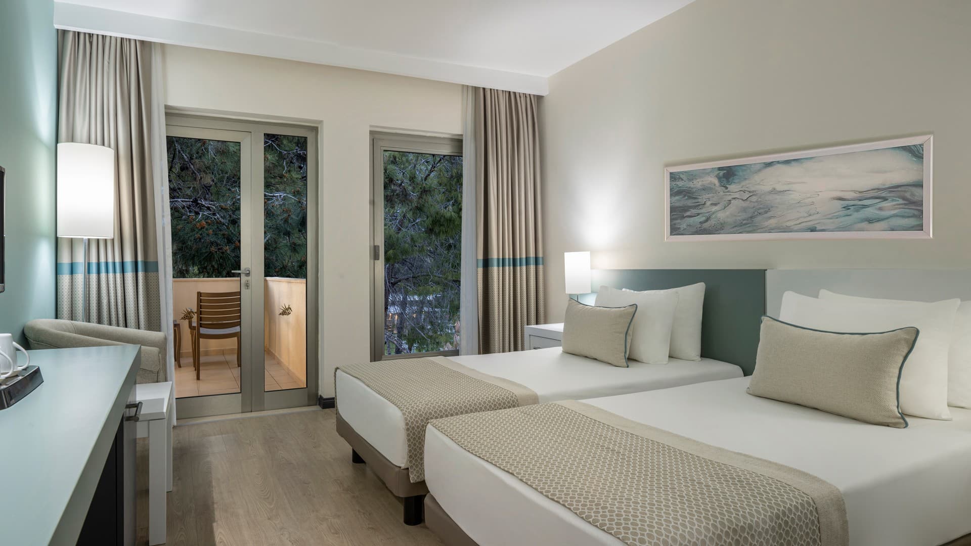 Standard Room at Arcanus Hotels Sorgun with sleeping area and private balcony