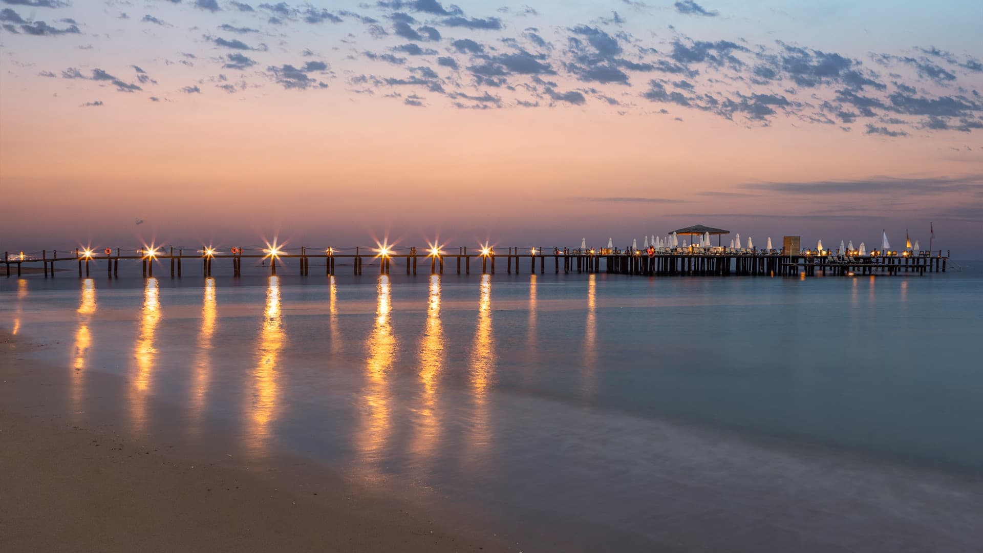 Pier Bar 2